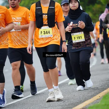 Runner Photo 8488001