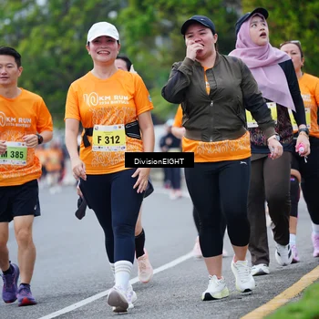 Runner Photo 8488003