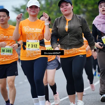 Runner Photo 8488071