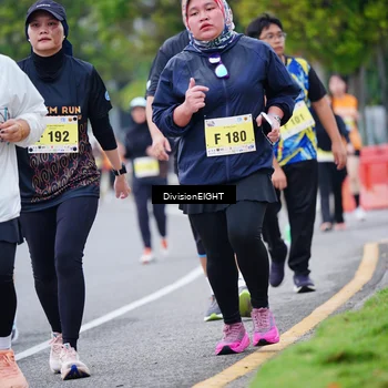 Runner Photo 8488251