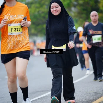 Runner Photo 8488373