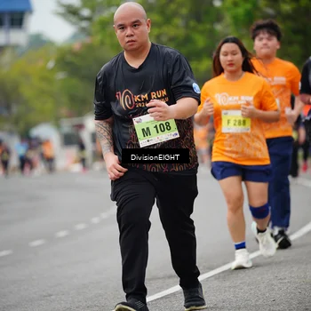Runner Photo 8488395