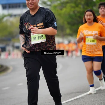 Runner Photo 8488423