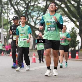 Runner Photo 8488459