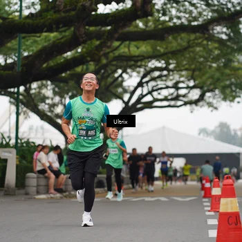 Runner Photo 8488536
