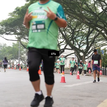 Runner Photo 8488621