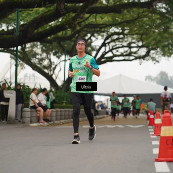 Runner Photo 8488658