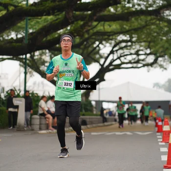 Runner Photo 8488677