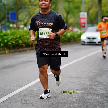 Runner Photo 8488729