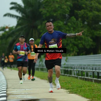 Runner Photo 8488736
