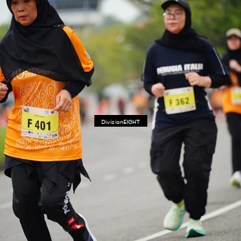 Runner Photo 8488752