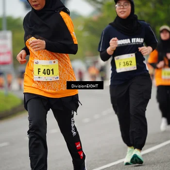 Runner Photo 8488759