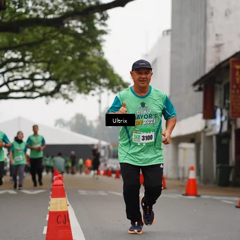 Runner Photo 8488819