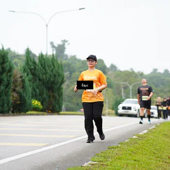 Runner Photo 8488939