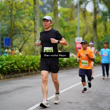 Runner Photo 8489064