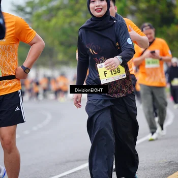 Runner Photo 8489133