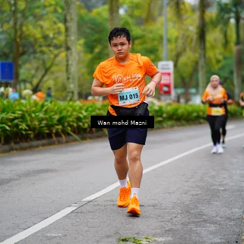 Runner Photo 8489151