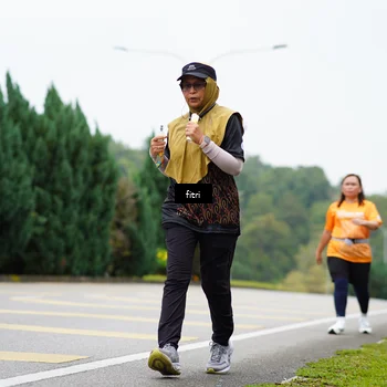 Runner Photo 8489173