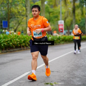 Runner Photo 8489236