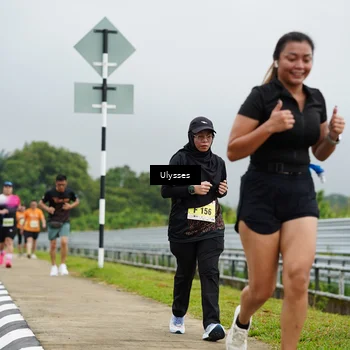 Runner Photo 8489293