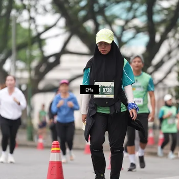 Runner Photo 8489309
