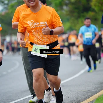 Runner Photo 8489336