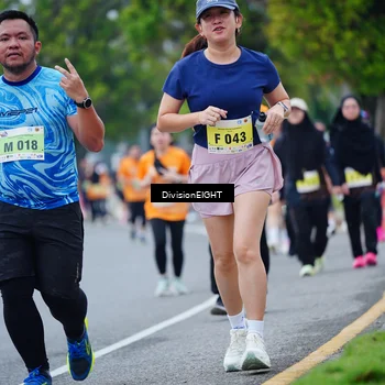 Runner Photo 8489431