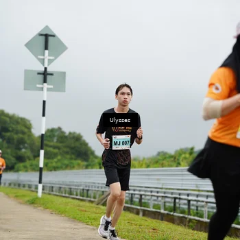 Runner Photo 8489546