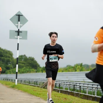 Runner Photo 8489637