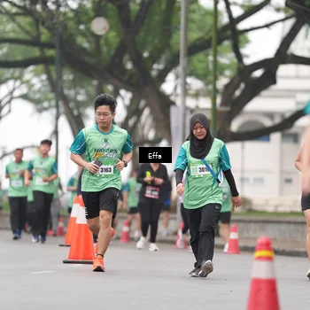 Runner Photo 8489656