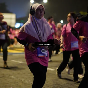 Runner Photo 8489772