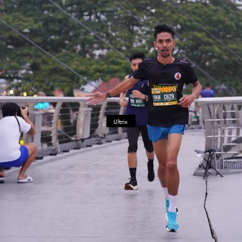Runner Photo 8489820