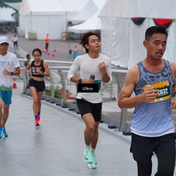 Runner Photo 8489860