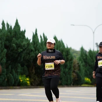 Runner Photo 8489946