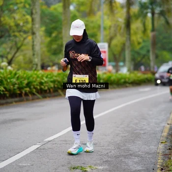 Runner Photo 8489991