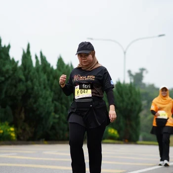 Runner Photo 8490003