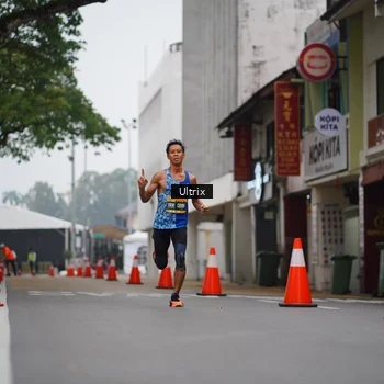Runner Photo 8490007