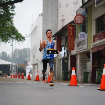 Runner Photo 8490010