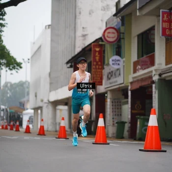 Runner Photo 8490028
