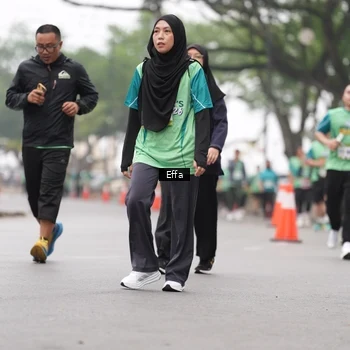 Runner Photo 8490034