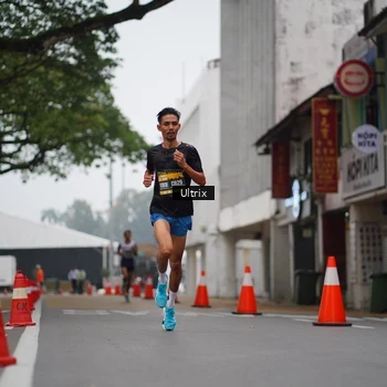 Runner Photo 8490041