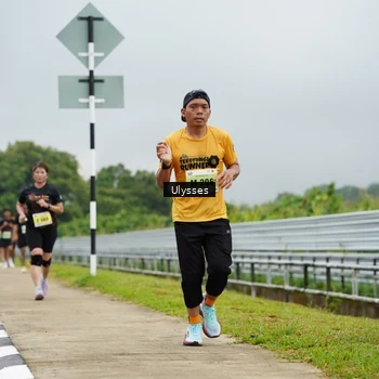 Runner Photo 8490051