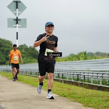 Runner Photo 8490056