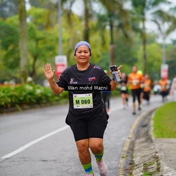 Runner Photo 8490065