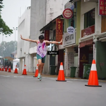 Runner Photo 8490070