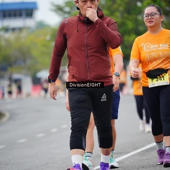 Runner Photo 8490078