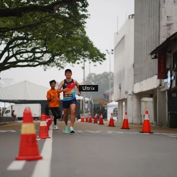 Runner Photo 8490124