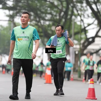 Runner Photo 8490215