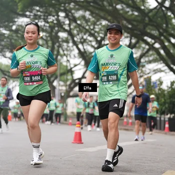 Runner Photo 8490280