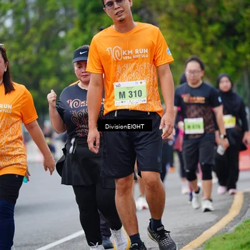 Runner Photo 8490350